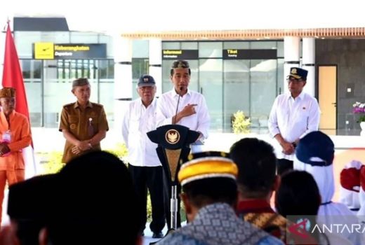 Resmikan Bandara Panua di Gorontalo, Presiden Jokowi Komplain Soal Panjang Landasan - GenPI.co