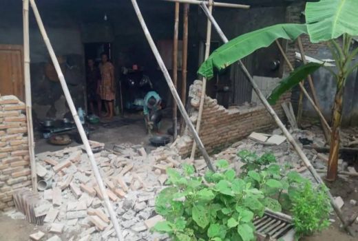 Gempa Magnitudo 6,5 di Garut, 4 Warga Terluka - GenPI.co