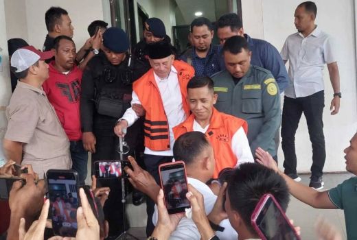 Jaksa KPK Dakwa Abdul Ghani Kasuba Terima Gratifikasi Rp 100 Miliar - GenPI.co