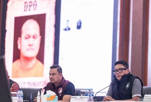 Krishna Murti: 10 Anggota Polri Kawal Ekstradisi Buronan Thailand - GenPI.co