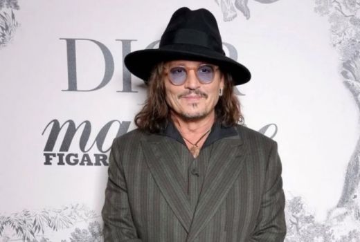 Johnny Depp Jadi Setan di Film The Carnival at the End of Days - GenPI.co