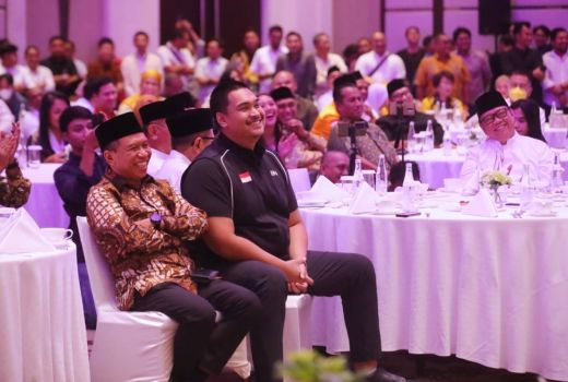 Menpora Dito Hadiri Acara Buka Puasa Bersama Kosgoro 1957 - GenPI.co