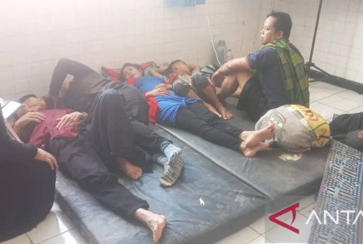 Santap Nasi Kotak di Acara Hajatan, Puluhan Warga Ciseureuh Sukabumi Alami Keracunan Massal - GenPI.co