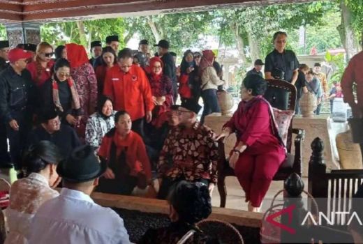 Isu Usung Risma di Pilkada Jawa Timur, PDIP: Masih Konsolidasi - GenPI.co
