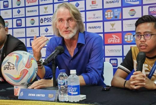 Dewa United Puas, Kontrak Pelatih Jan Olde Riekerink Diperpanjang - GenPI.co