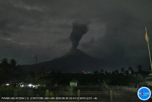 Erupsi Terus-Menerus, Status Siaga Darurat Bencana Gunung Lewotobi Laki Laki Diperpanjang - GenPI.co