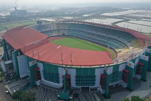 2.959 Personel Gabungan TNI dan Polri Amankan Piala AFF U-19 di Surabaya - GenPI.co