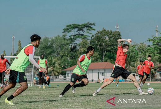 Pemusatan Latihan di Jogja, Persebaya Surabaya Target Jalani 2 Kali Laga Uji Coba - GenPI.co