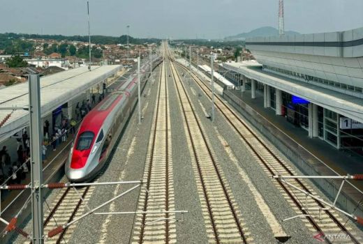Asyik! HUT RI, Kereta Cepat Whoosh Ada Diskon hingga 17% - GenPI.co