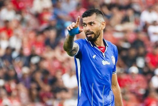 Jelang Lawan Persis Solo, Pemain Arema FC Tak Gentar - GenPI.co