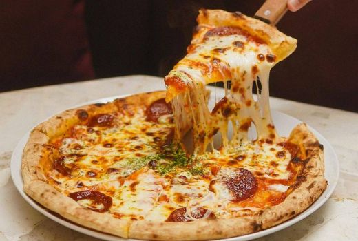 Altro Social Coffehouse, Hadirkan Autentik Pizza Italia ke Kota Hujan - GenPI.co