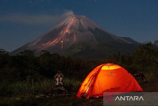 Gunung Merapi Luncurkan Guguran Lava 148 Kali ke Arah Barat Daya - GenPI.co