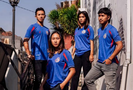 Arema FC Luncurkan Jersei Baru, Ini Penampakannya - GenPI.co