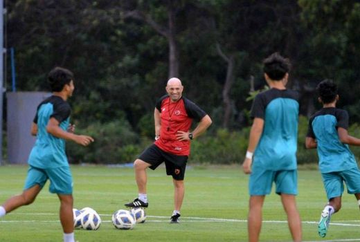 Bantai Persis Solo, PSM Makassar Diminta Tetap Merendah - GenPI.co