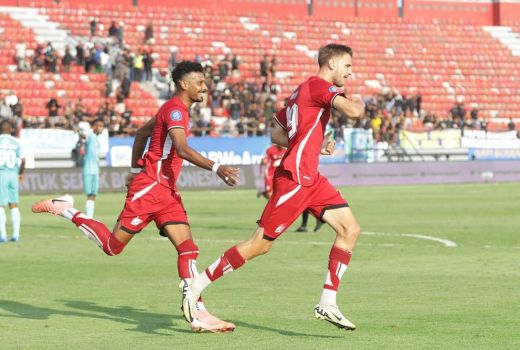 PSM Makassar Susah Payah Taklukkan PSBS Biak - GenPI.co