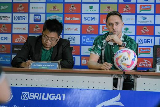 Paul Munster Belum Bisa Putuskan Pemain Jelang Persebaya Surabaya vs Barito Putera - GenPI.co