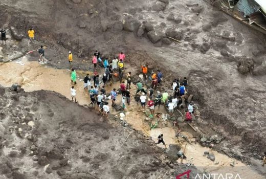 Optimalkan Pencarian Korban Banjir Bandang Ternate, BPNB Gunakan Pompa Alkon - GenPI.co