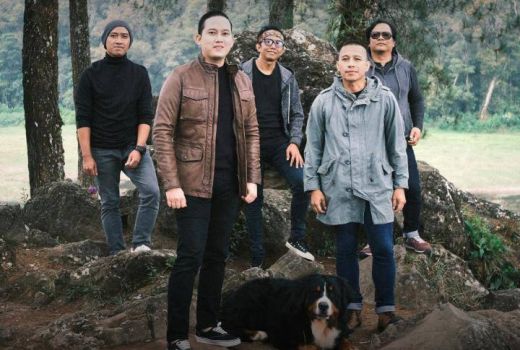 Rizky Irmansyah Ajudan Prabowo Subianto Gandeng The Rain Rilis Lagu Jika Memang Sudah Waktunya - GenPI.co