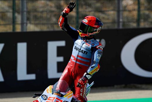 Marc Marquez Dipuji Habis-habisan oleh Direktur Tim Balap Valentino Rossi - GenPI.co