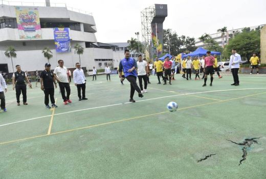 Menpora Dito Buka Turnamen Futsal Kemenpora 2024 - GenPI.co