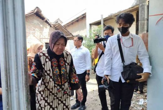 Restui Risma Mundur dari Menteri Sosial, Jokowi: Sudah Saya Tandatangani - GenPI.co