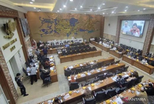 Baleg DPR RI Sepakat RUU Kementerian Negara Dibawa ke Rapat Paripurna - GenPI.co