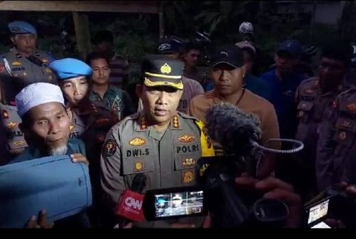 Datangi Keluarga Korban Penjual Gorengan di Padang Pariaman yang Dibunuh, Polda Sumbar Janjikan Ini - GenPI.co