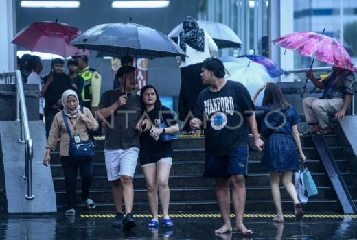 BMKG: Sejumlah Kota Besar di Indonesia Berpotensi Diguyur Hujan Ringan hingga Lebat - GenPI.co