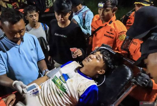 Korban Meninggal Longsor di Bekas Tambang Emas di Solok Jadi 12 Orang - GenPI.co
