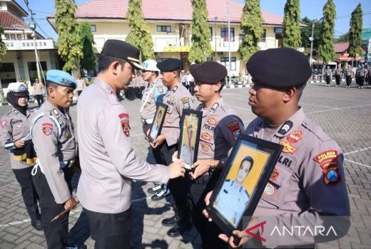 3 Anggota Polres Situbondo Dipecat, Terlibat Narkoba hingga Desersi - GenPI.co