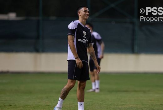 Dikabarkan ke Liga Malaysia, Eliano Reijnders Pilih Bertahan di Eropa - GenPI.co