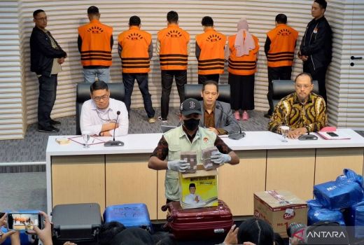 Gubernur Kalimantan Selatan Sahbirin Noor Jadi Tersangka Korupsi, Ini Kasusnya - GenPI.co