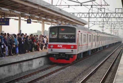 KAI Commuter Tambah Perjalanan KRL Jabodetabek saat Pelantikan Presiden dan Wapres - GenPI.co