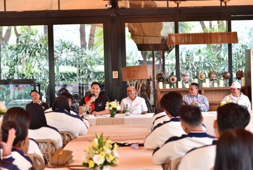 Menpora Dito Tegaskan Angkat Besi Cabor Prioritas Utama - GenPI.co