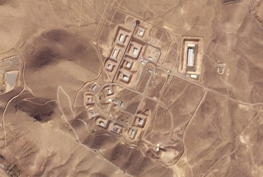 Foto Satelit Tunjukkan Kerusakan Pangkalan Militer Rahasia Iran Gegara Serangan Iran - GenPI.co