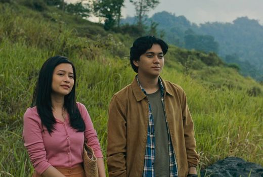 Hidup Ini Terlalu Banyak Kamu, Sebuah Film yang Terinspirasi dari Pidi Baiq - GenPI.co