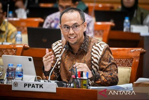 Miris! PPATK Sebut Masyarakat Berpendapatan Rp1 Juta, Habiskan 70% Gaji untuk Judi Online - GenPI.co