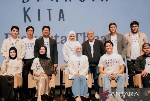 Main Film Bareng Dinda Hauw, Rey Mbayang Anggap Perjalanan Spiritual - GenPI.co