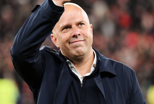 Lupakan Real Madrid, Arne Slot Fokus Jelang Liverpool vs Manchester City - GenPI.co