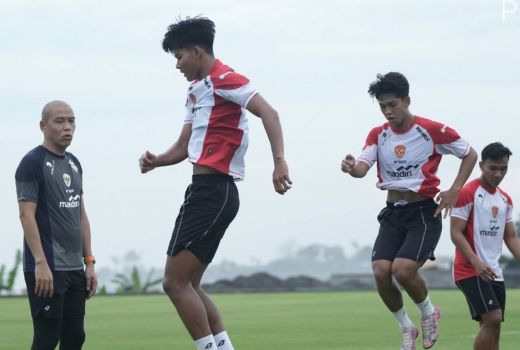 Pelatih Beber Alasan Timnas Indonesia Terus Fokus Latihan Fisik - GenPI.co