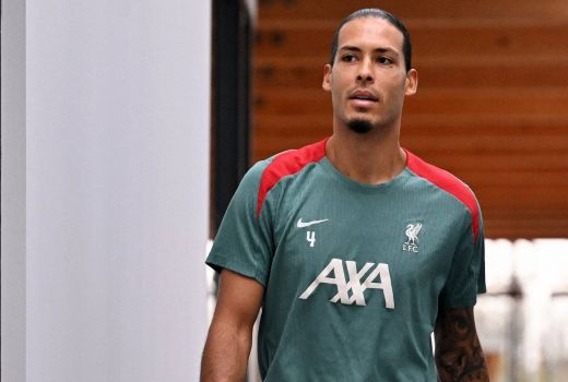 Virgil van Dijk Bantah Telah Perpanjang Kontrak di Liverpool - GenPI.co