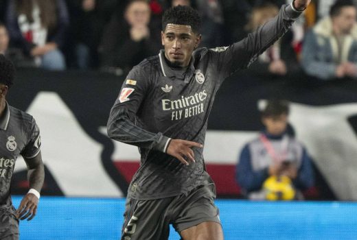 Jude Bellingham Cetak Gol Lagi, Carlo Ancelotti Beri Pujian - GenPI.co