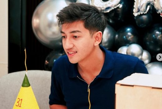 Harris Vriza Rahasiakan Rencana Menikah dengan Haviza Devi Anjani - GenPI.co