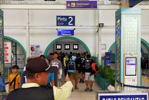 Buruan Pesan! Tiket Kereta Api Libur Natal dan Tahun Baru di Daop 1 Jakarta Masih Tersedia - GenPI.co