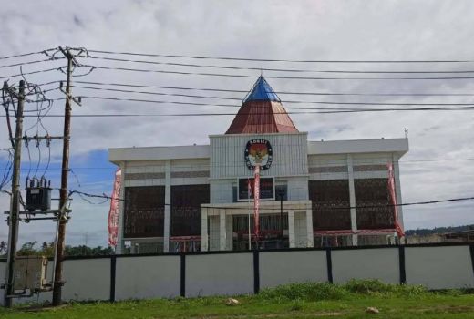 KPU Papua Sebut 13 Paslon Pilkada 2024 Ajukan Sengketa ke Mahkamah Konstitusi - GenPI.co