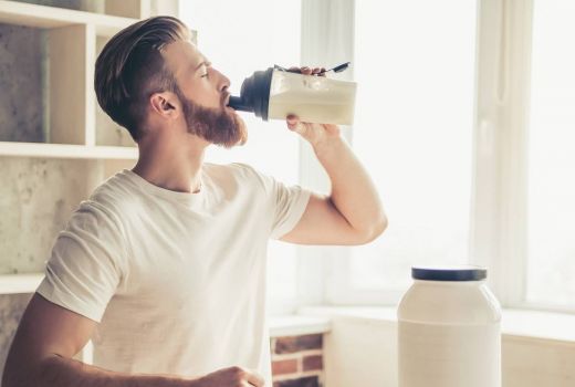 Konsumsi Susu Tinggi Protein untuk Membantu Pembentukan Otot - GenPI.co