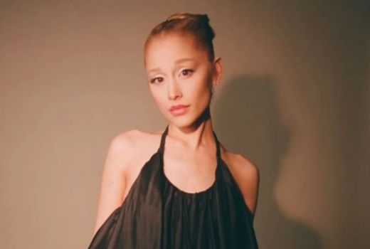 Anggap 2024 Sangat Berkesan, Ariana Grande: Terima Kasih atas Cinta Kalian - GenPI.co
