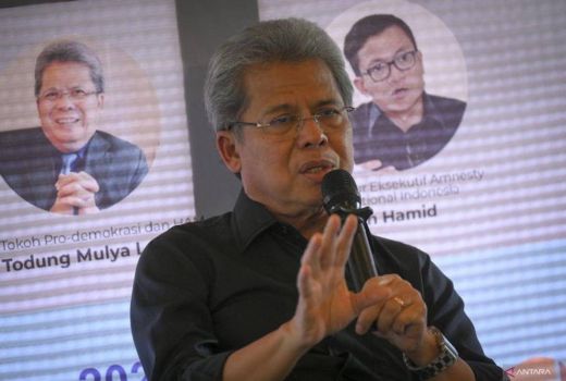 KPK Periksa eks Penyidik di Kasus Hasto, Todung: Melanggar KUHAP - GenPI.co