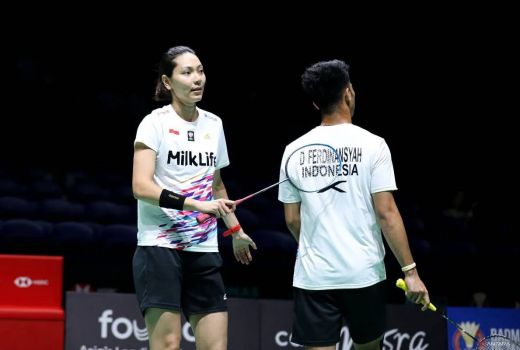 Perjalanan Baru, Dejan Ferdinansyah dan Gloria Akhiri Kerja Sama di Ganda Campuran - GenPI.co