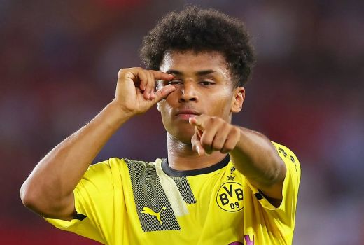 Incar Target Liverpool, Chelsea Serius Ingin Datangkan Karim Adeyemi - GenPI.co